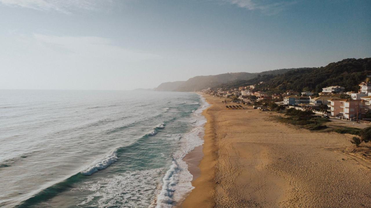 Casa Costa Suites Kanali  Bagian luar foto